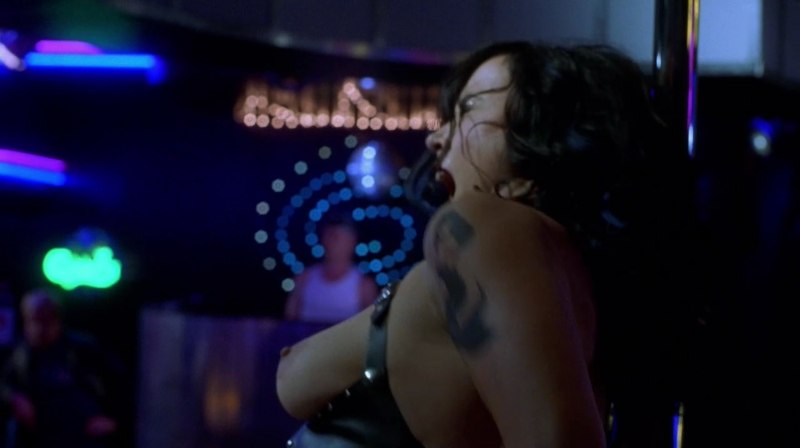 Джина Гершон голая в кино