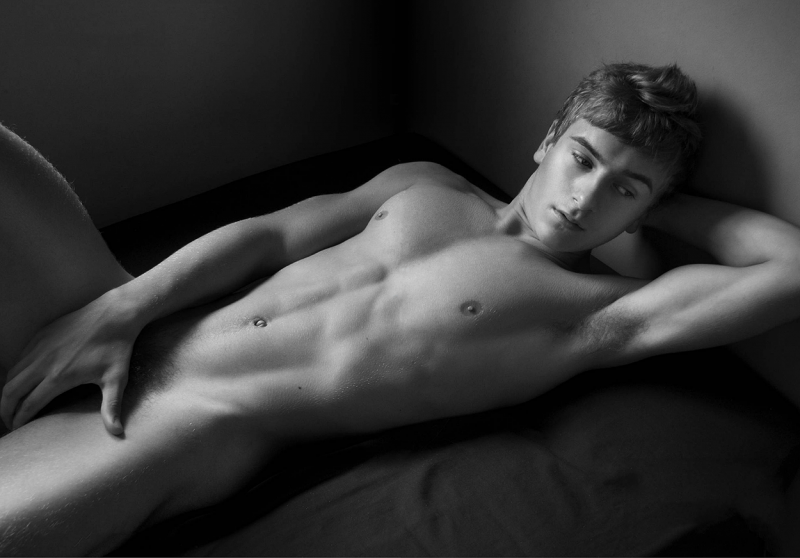 Голые американские юноши