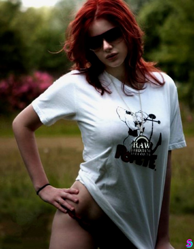 Rachel Hurd-Wood в купальнике