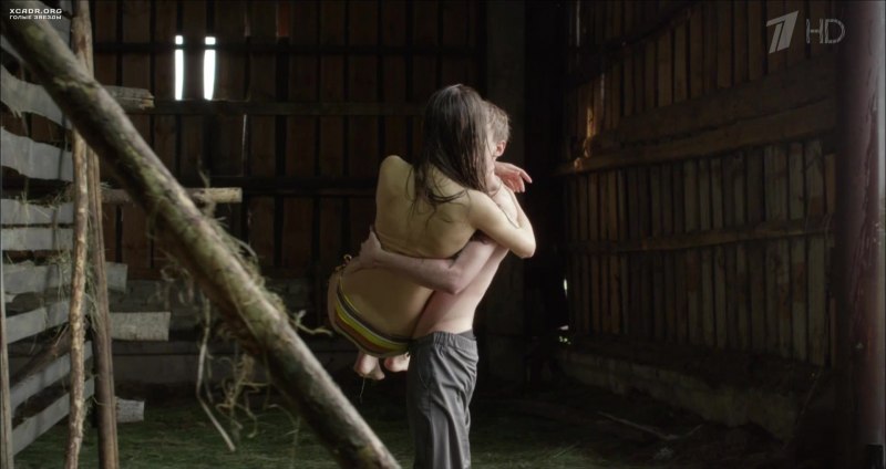 Эротические сцены с Аксеновой