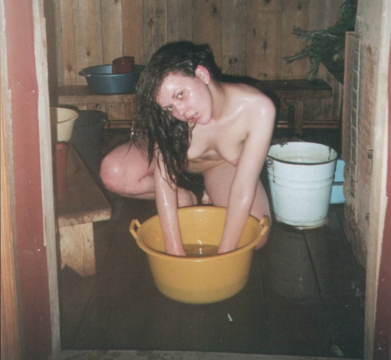 Попки деревенских девушек