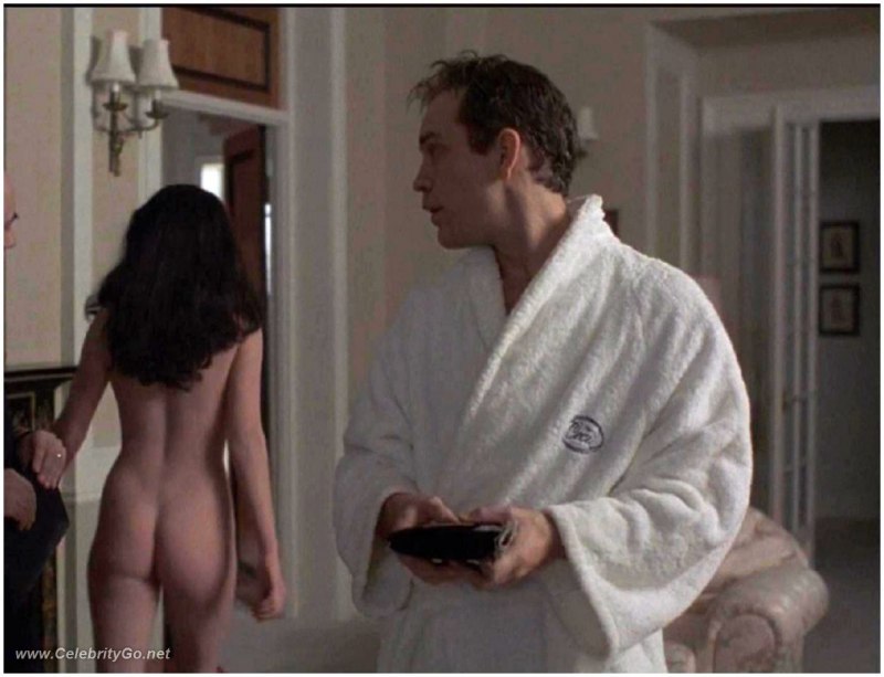 Энди МАКДАУЭЛЛ засветила