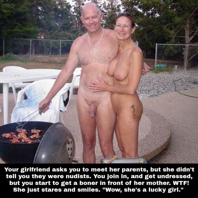 Зрелые пары загорают голые