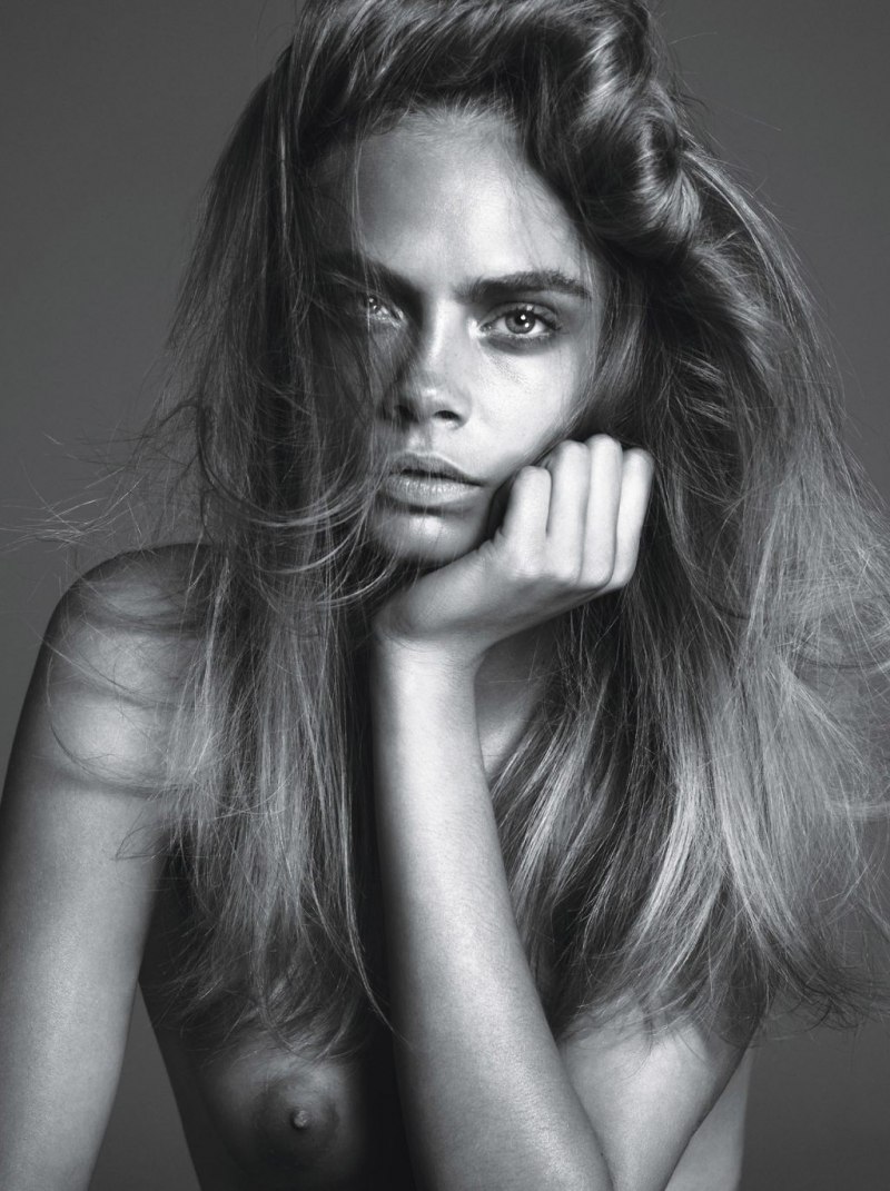 Cara Delevingne +18 сливы