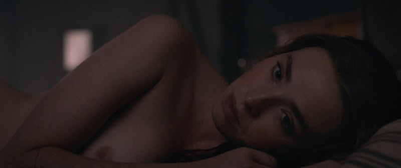 Кэролайн МАКУИЛЬЯМС голая