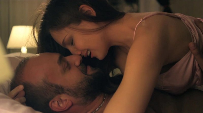 Анна Юлия Капфельшпергер голая