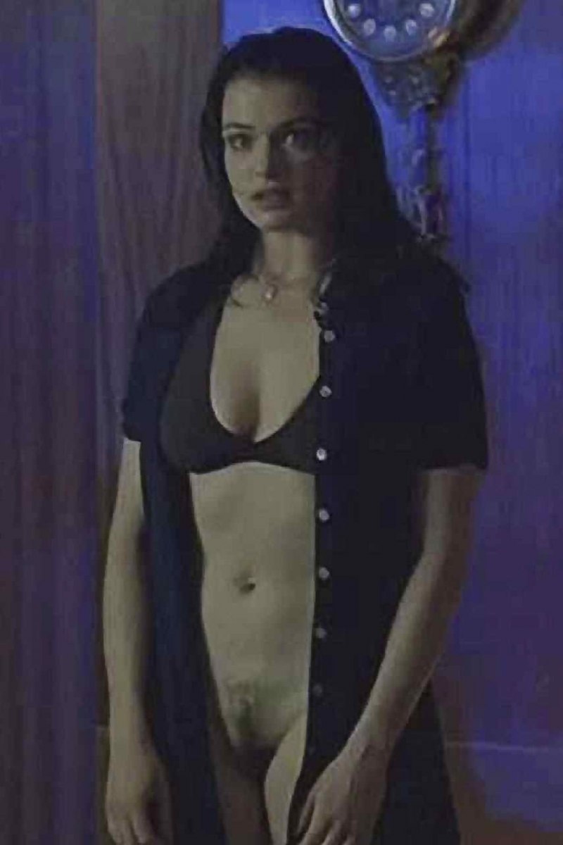 Мумия секси сиськи девушка