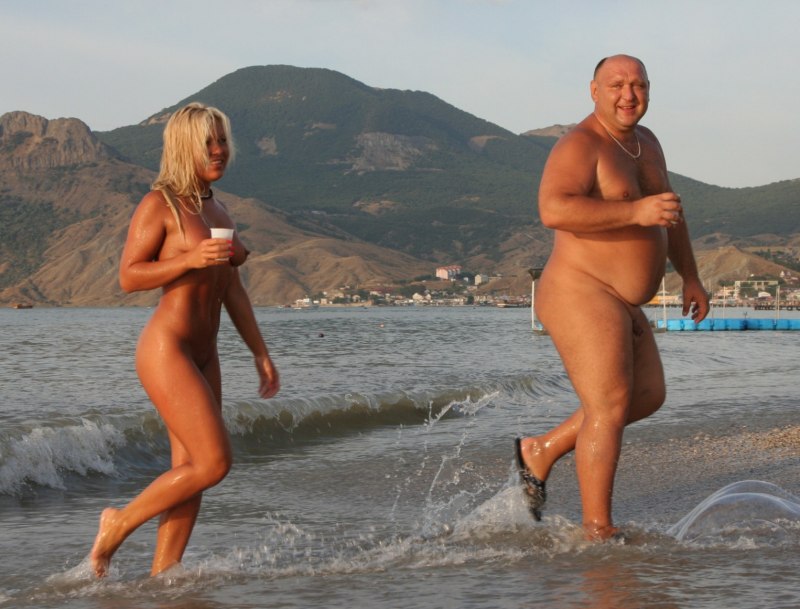 Нудистки Крыма