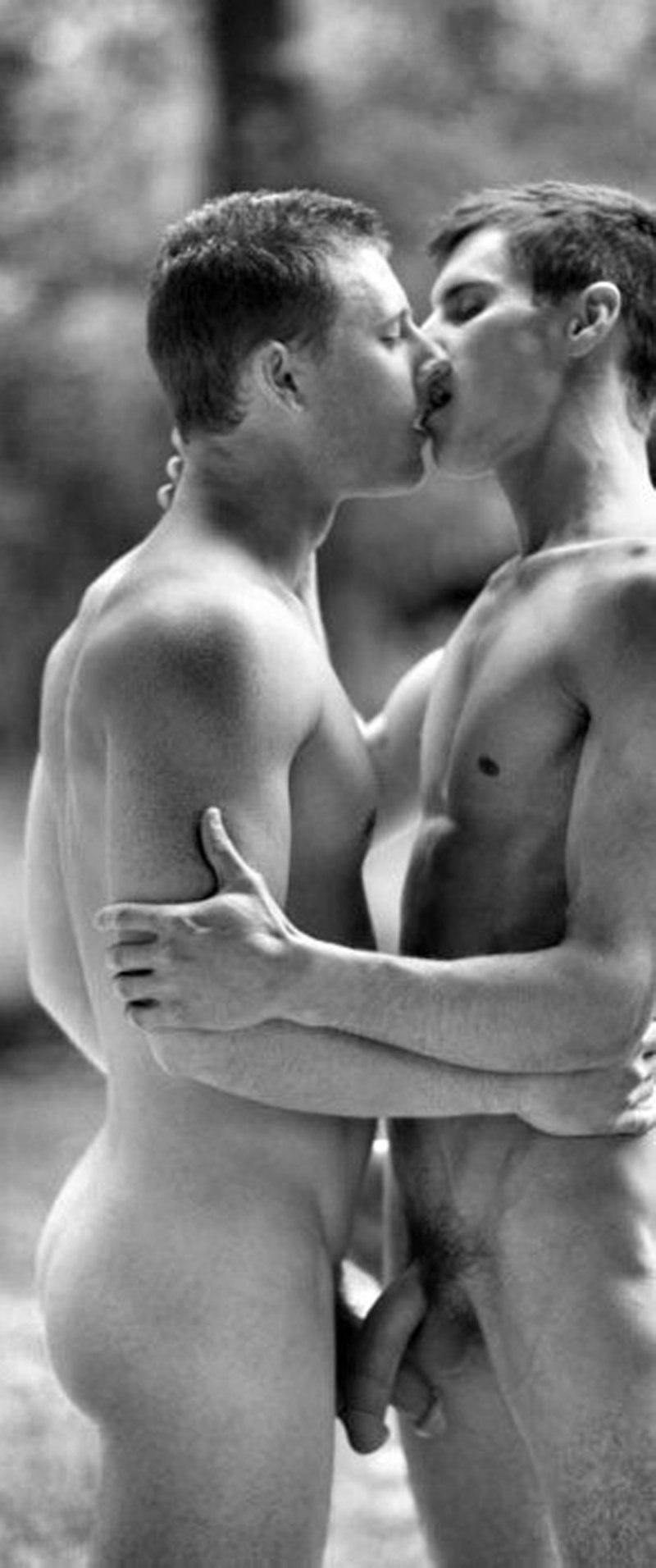 Мускулистые парни ебутся