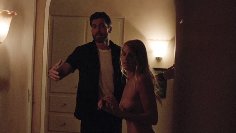 Eliza Coupe человек будущего голая