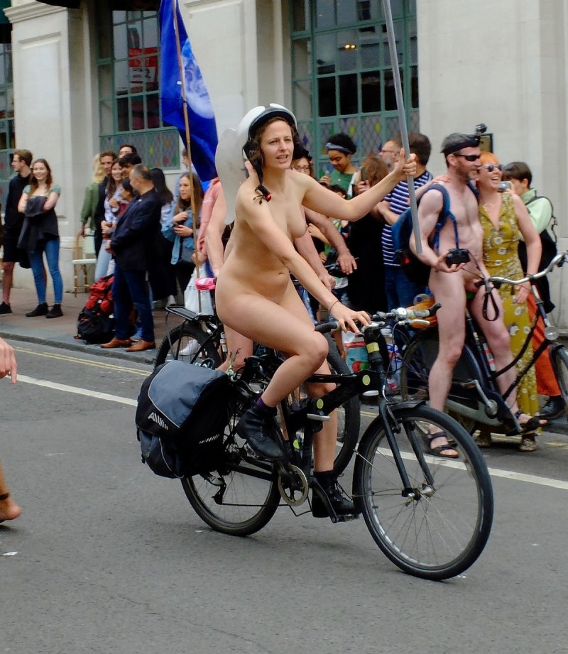Нудистский велопробег