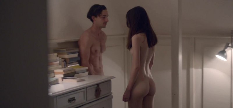 Стейси Мартин нимфоманка голая