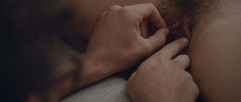 Стэйси Мартин нимфоманка +18