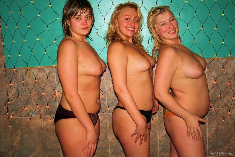 Толстые женщины голые в общественной бане