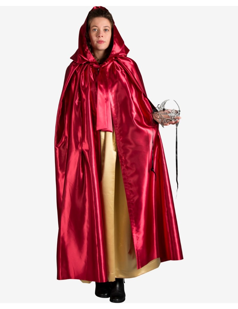 Чумной доктор в мантии