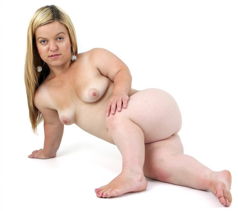 Голые женщины лилипутки