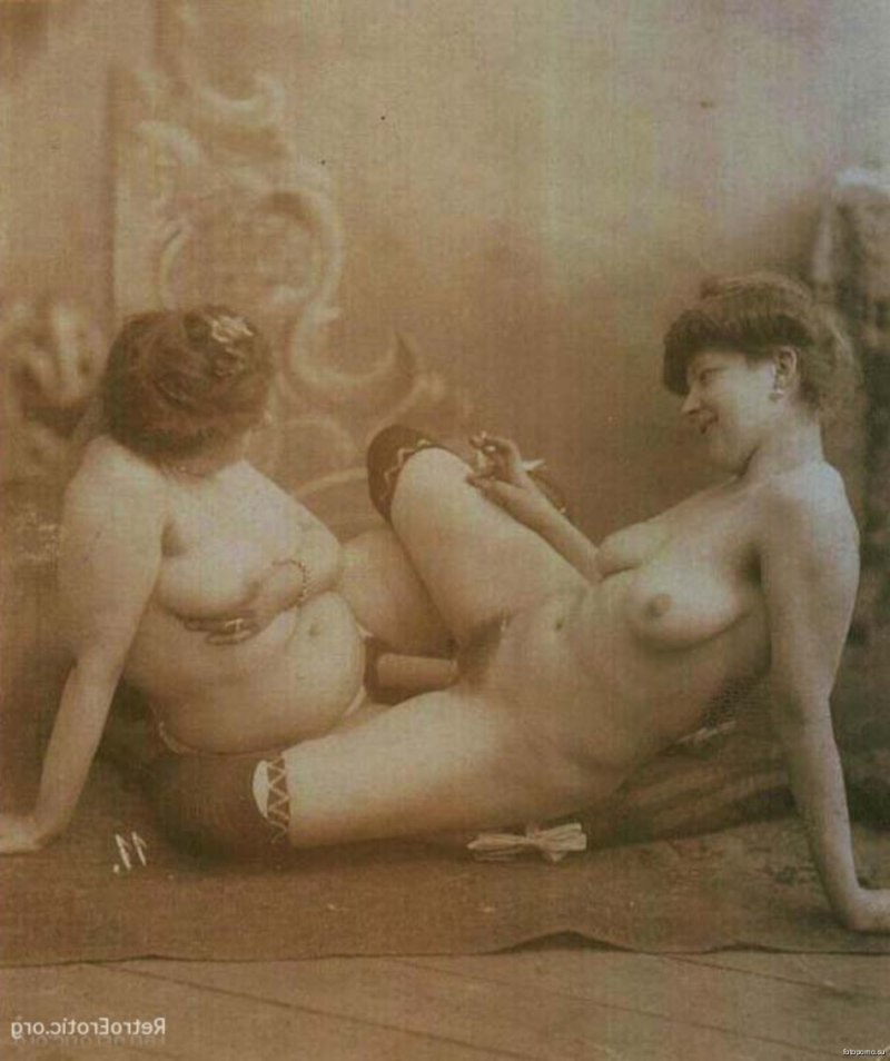 Голые женщины в русской бане