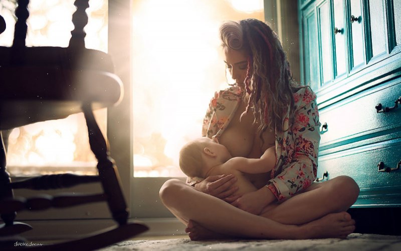 Emma Sinclaire с Сиськой обсосанной