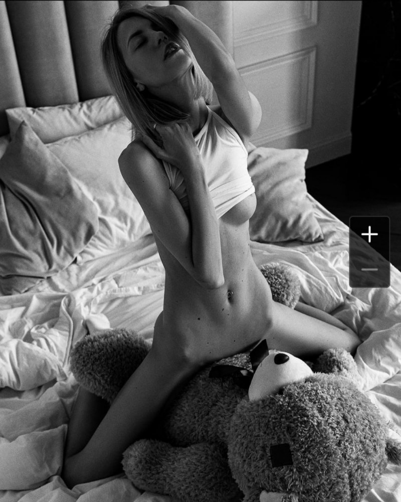 Юлия Мильштейн модель ню