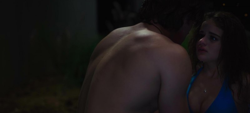 Сиськи Джои Кинг соски