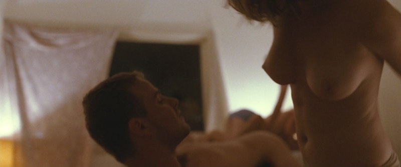 Марта Марси Мэй Марлен голая