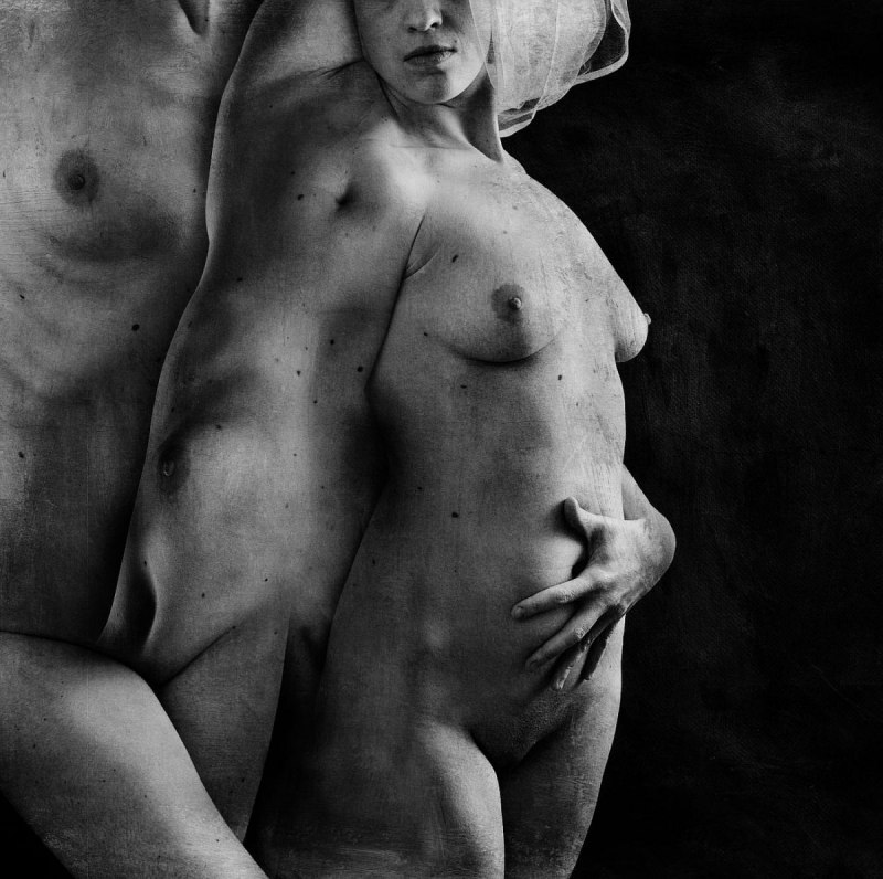 Фотосессия семьи в стиле ню