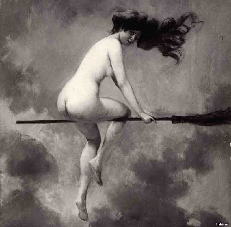 Голая ведьма на метле голая