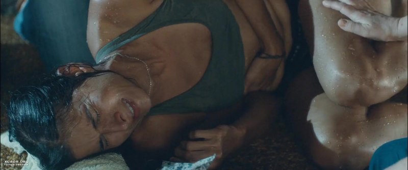 Экипаж 2012 Надин Веласкес