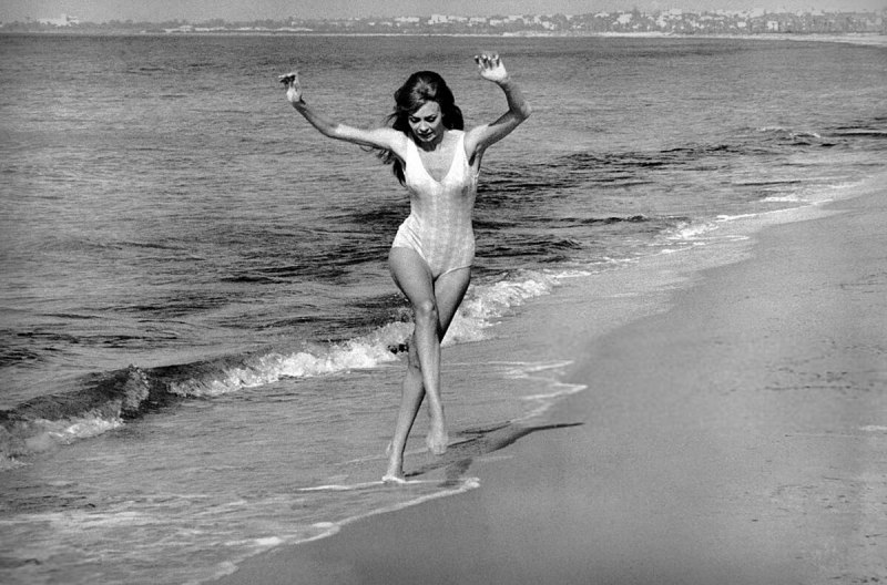 Кэролайн МАКУИЛЬЯМС голая