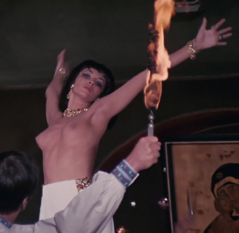 Мишель Мерсье в купальнике