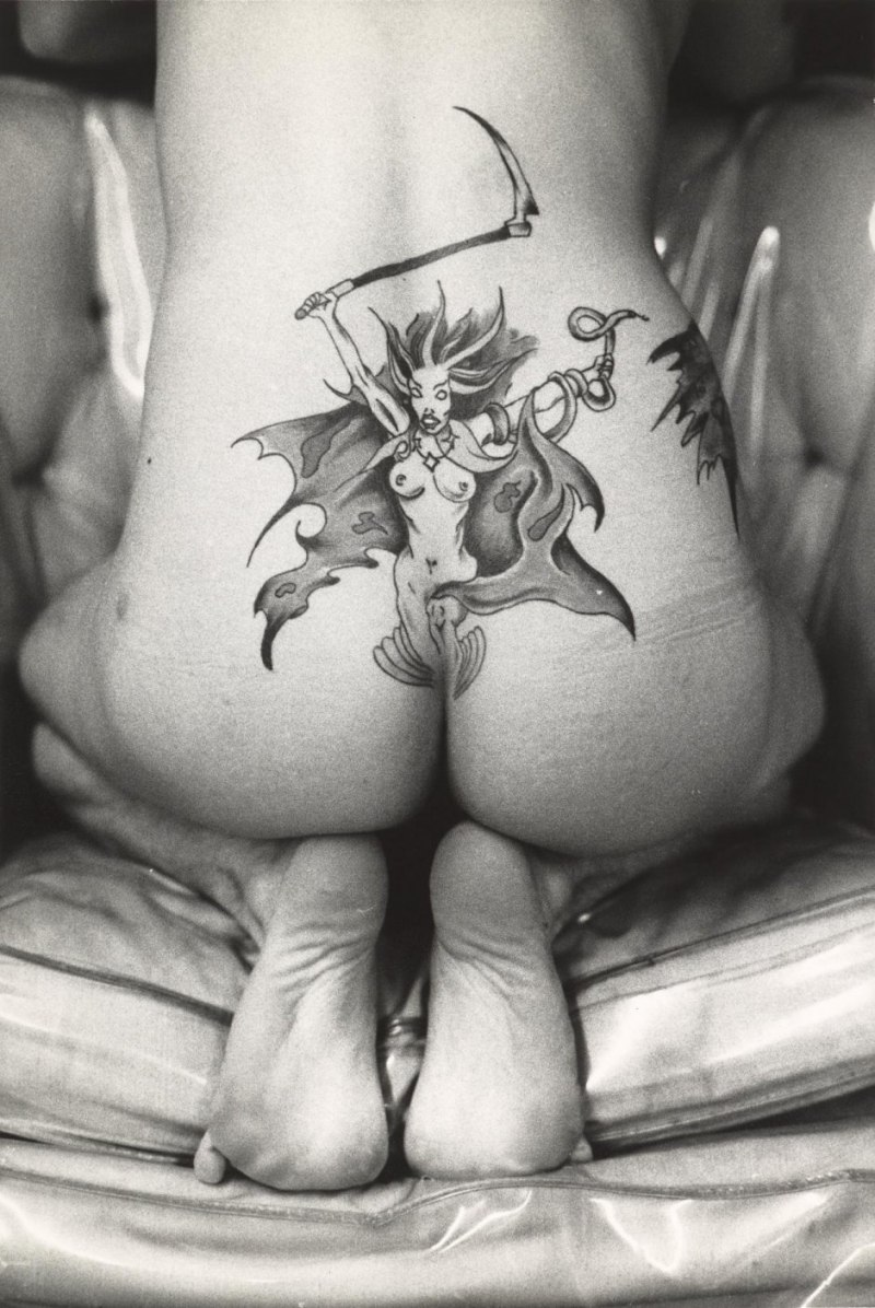 Эротические тату у мужчин