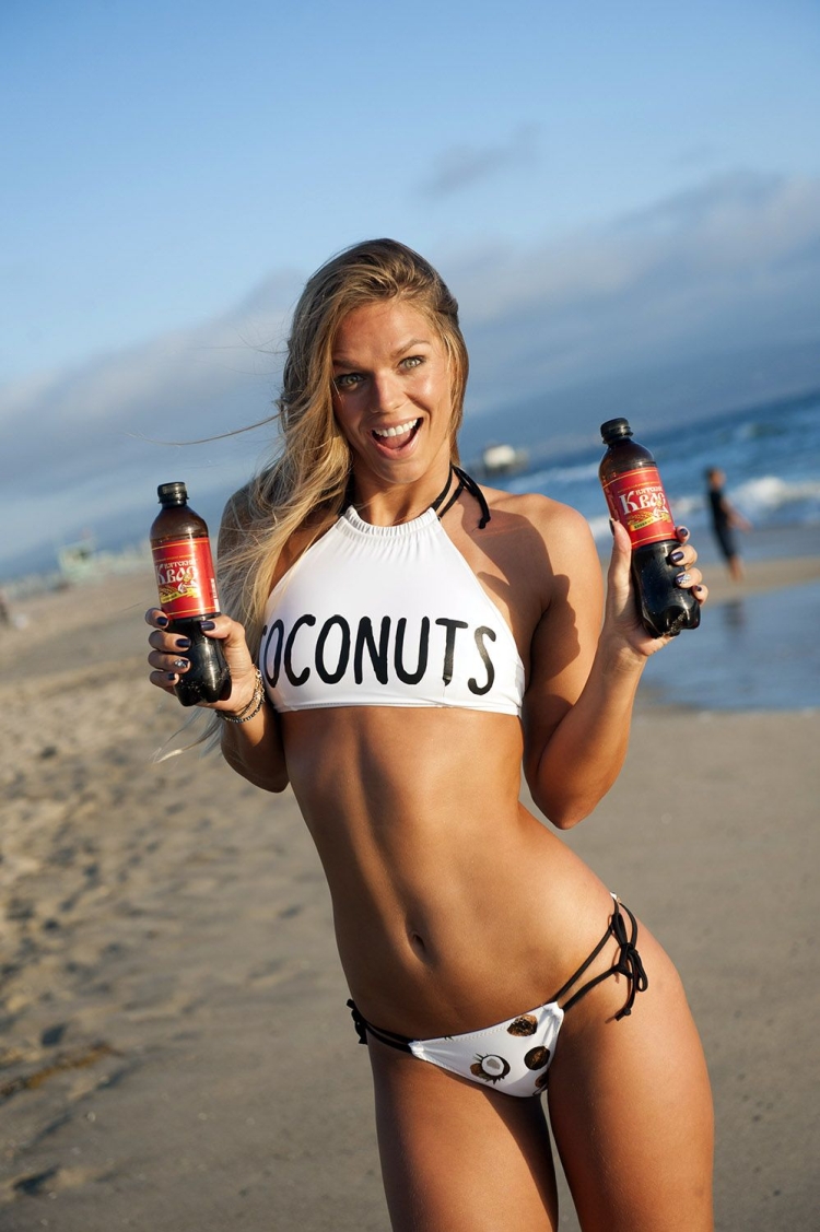 Юлия Ефимова ягодицы