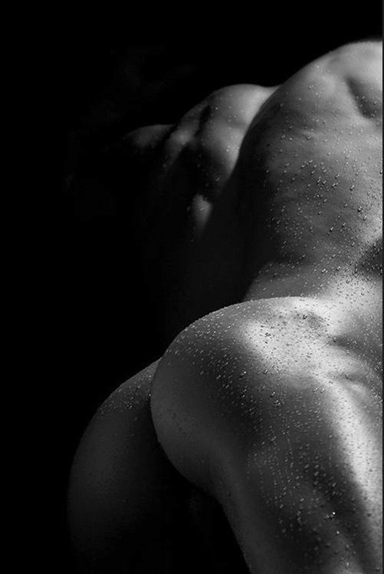 Красивые парни с красивыми членами