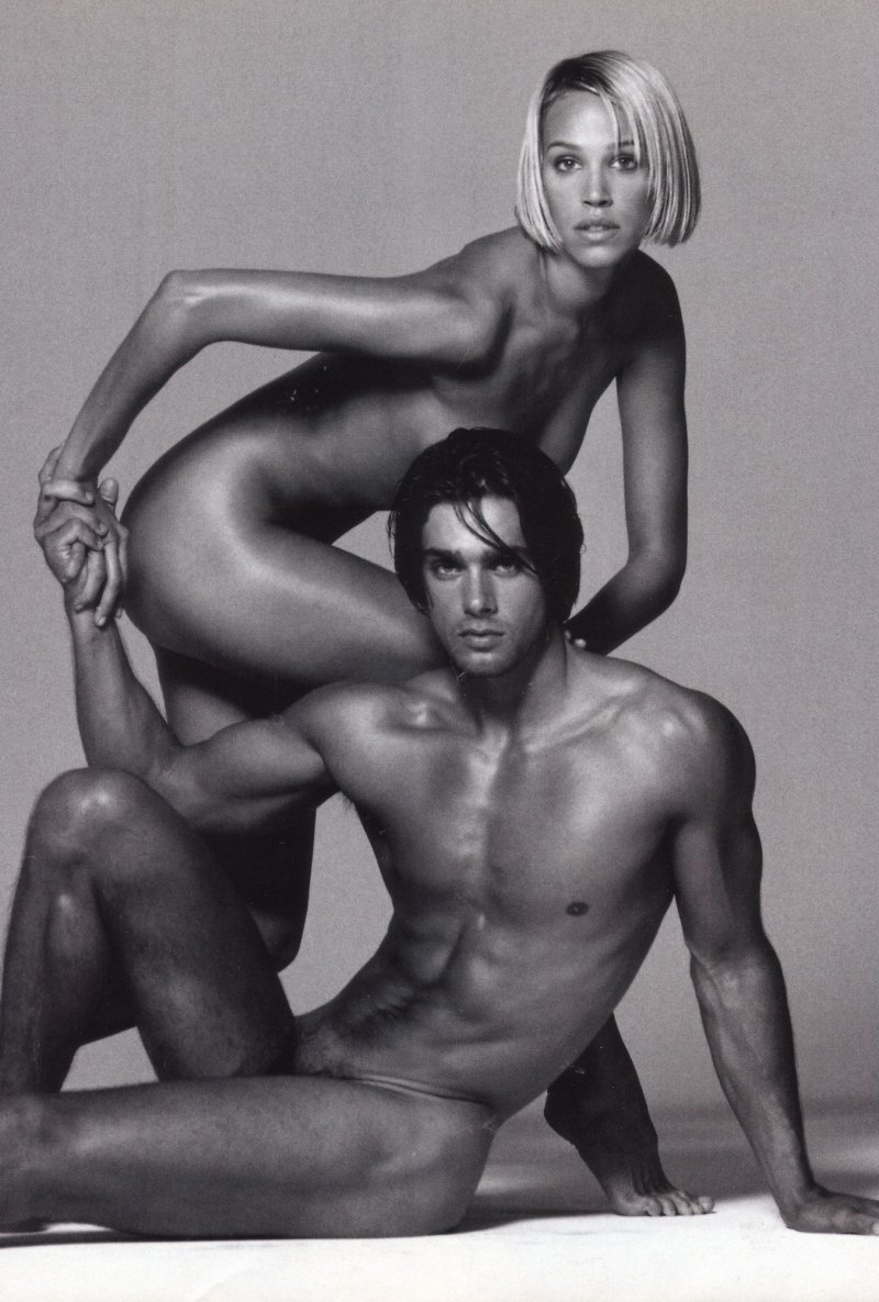 Эмма сьоберг с голыми сиськами