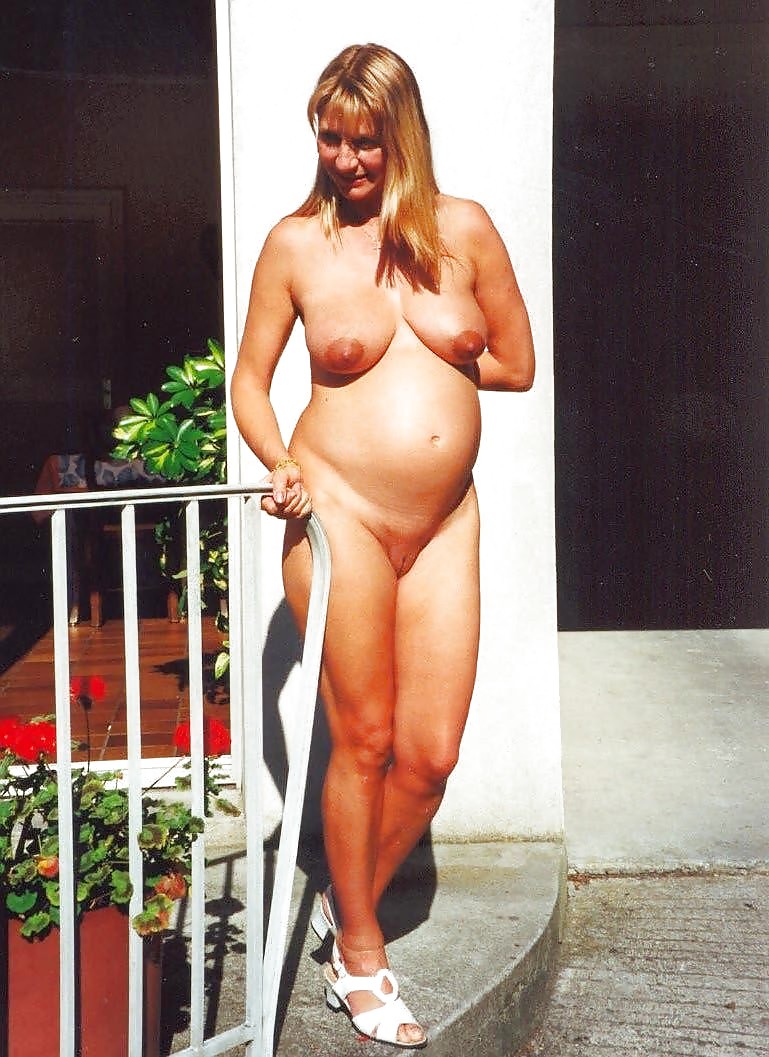 Деревенские беременные голые