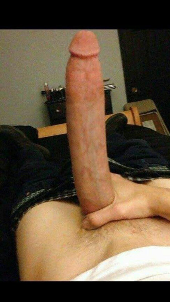 Член молодого парня домашнее