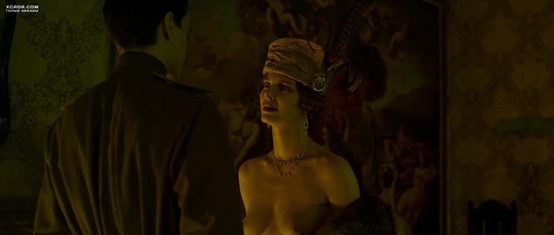 Елизавета Боярская голая в фильме Контрибуция