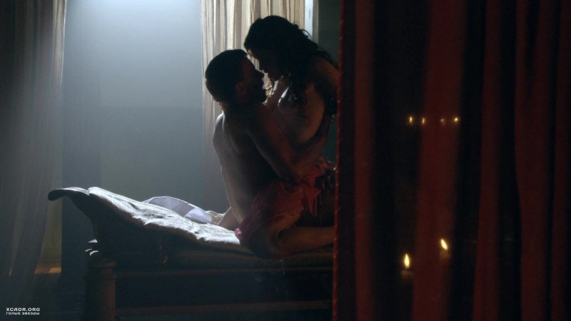 Ханна Мэнгэн Лоуренс ню