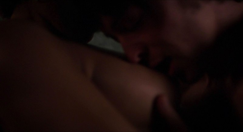 Голая актриса Антония Томас