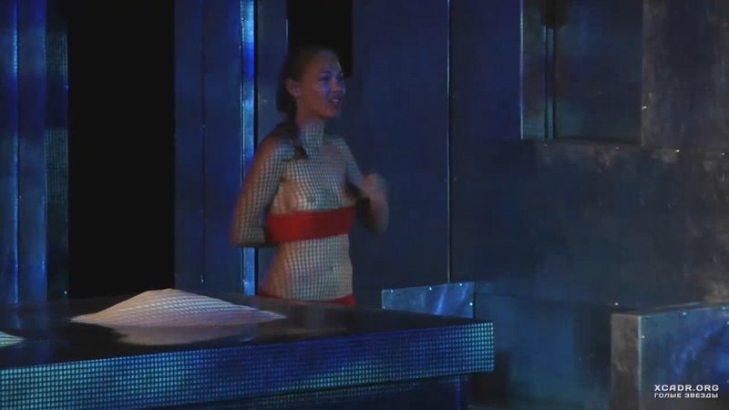 Татьяна Бабенкова 14 красных избушек