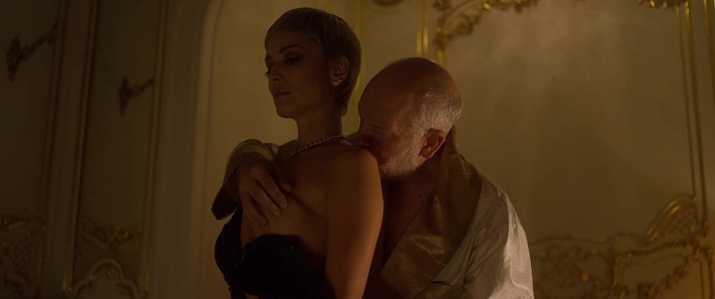 Ли Пейс Беренис Марло nude