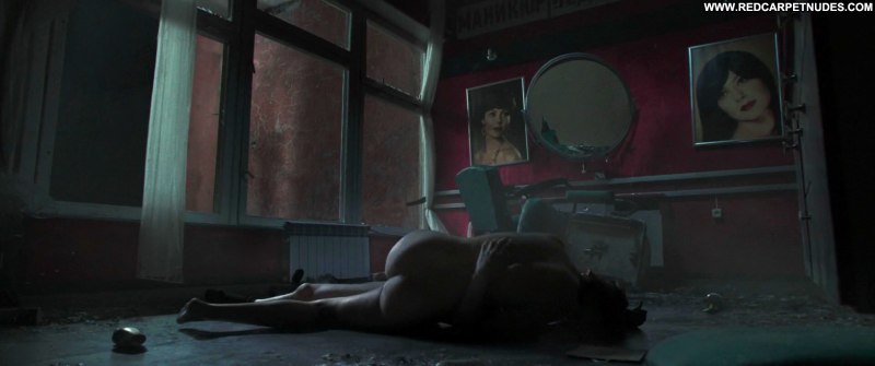 Голая Елена Анайя кожа в которой я живу