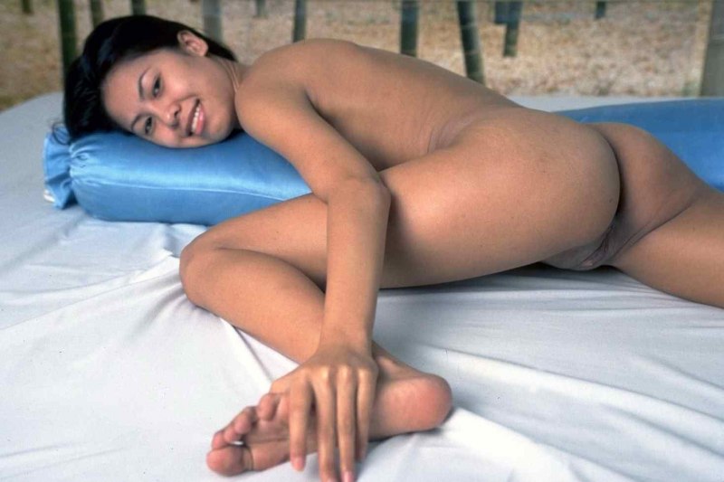 Красивые голые Индонезийки