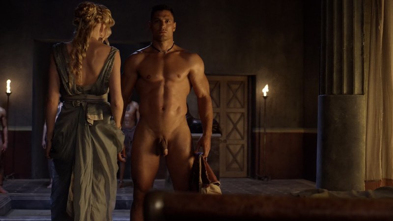 Ману Беннетт Спартак голый