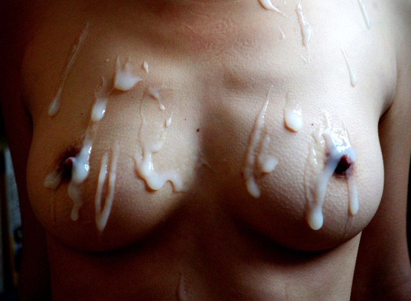 Обконченные женские сиськи