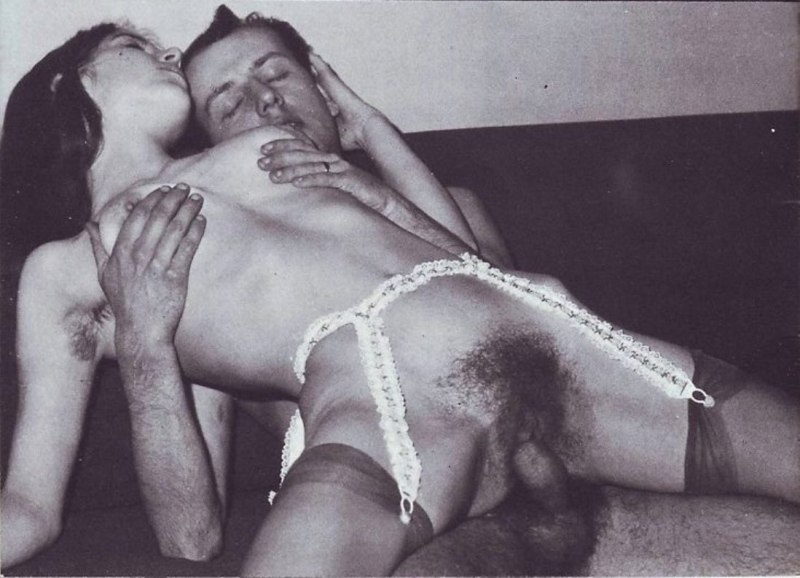 Ретро голые женщины порнография