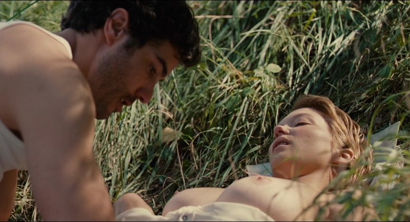 Леа Сейду нагая в фильме