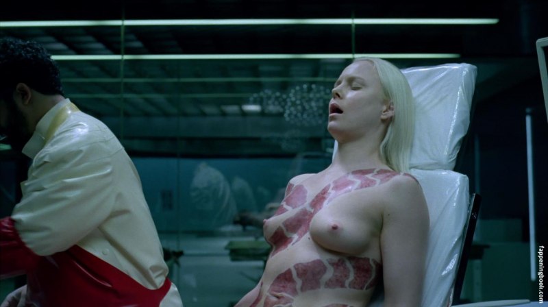 Ингрид болсай Бердал мир дикого Запада голая