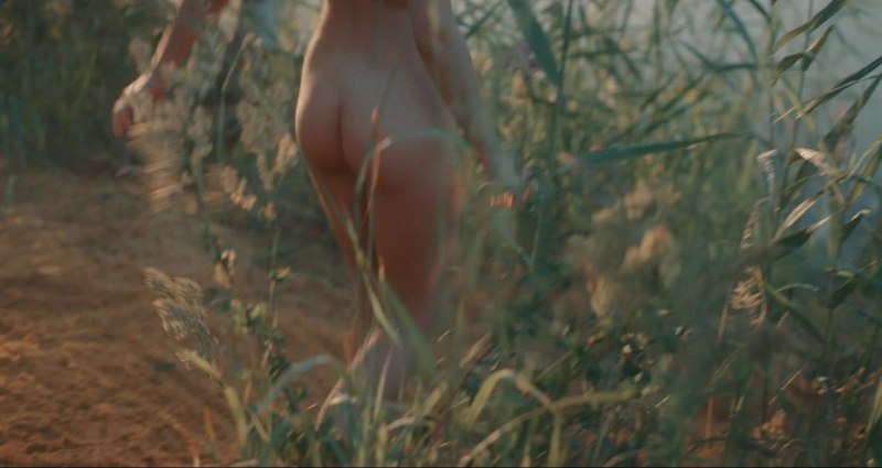 Аглая Тарасова в фильме танки