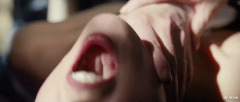 Голая Анастасия Меськова сладкая жизнь